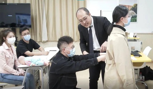 东直门医院李多多副教授获北京市高等学校青年教学名师奖 (2).jpg 东直门医院李多多副教授获北京市高等学校青年教学名师奖 (2).jpg