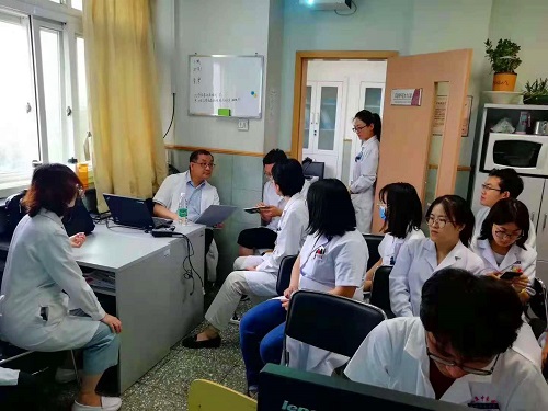 京中医医院风湿科中西合璧打硬仗 (5).jpg 京中医医院风湿科中西合璧打硬仗 (5).jpg