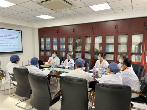 北京中医医院举办教学质量月系列教师培训活动 (1).jpg