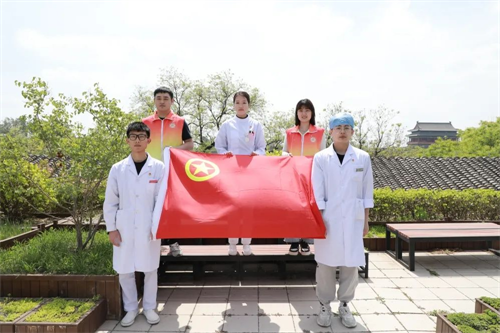 图片 1.png 图片 1.png