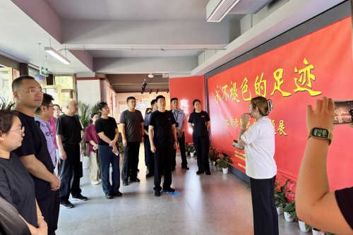 图片2.jpg 图片2.jpg
