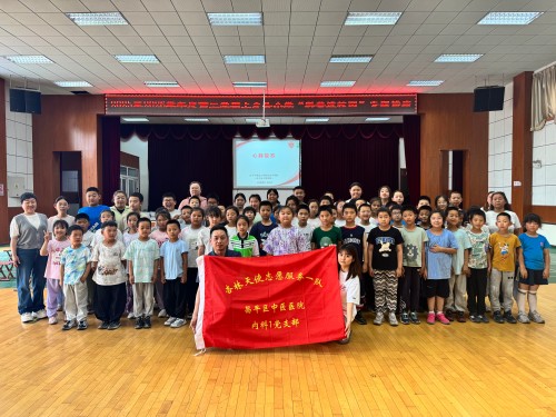 急救科普进校园 杏林天使护童安-北京中医药大学附属昌平医院 (1).jpg