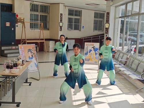 昌平区中医医院“中药奶茶”立秋亮相:倡导新时代 新奶茶 新健康-昌平区中医医院 (3).jpg