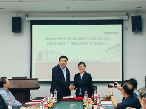签约图片耳3.jpg