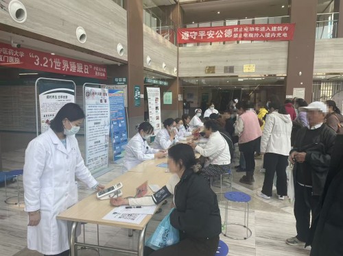 义诊现场 (2).jpg