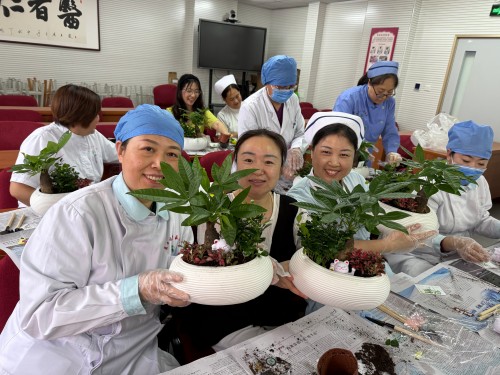 花漾时光润心田 艺术疗愈暖医心-北京中医药大学附属昌平医院 (2).jpg