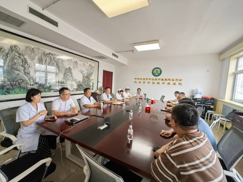 京郊医护共话中医适宜技术,互学互鉴共绘协同发展蓝图-昌平区中医医院 (4).jpg