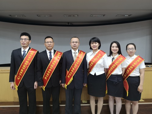 北京市第一中西医结合医院六名中医医师被评为朝阳区首届中医药人才.jpg 北京市第一中西医结合医院六名中医医师被评为朝阳区首届中医药人才.jpg