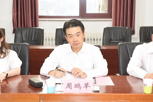 辽宁省阜新市市长周鹏举一行至东直门医院参观调研 (3).jpg 辽宁省阜新市市长周鹏举一行至东直门医院参观调研 (3).jpg