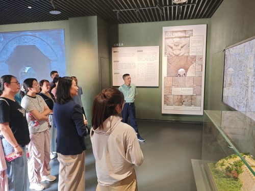 传承长城精神 砥砺初心使命--昌平区中医医院 (2).jpg